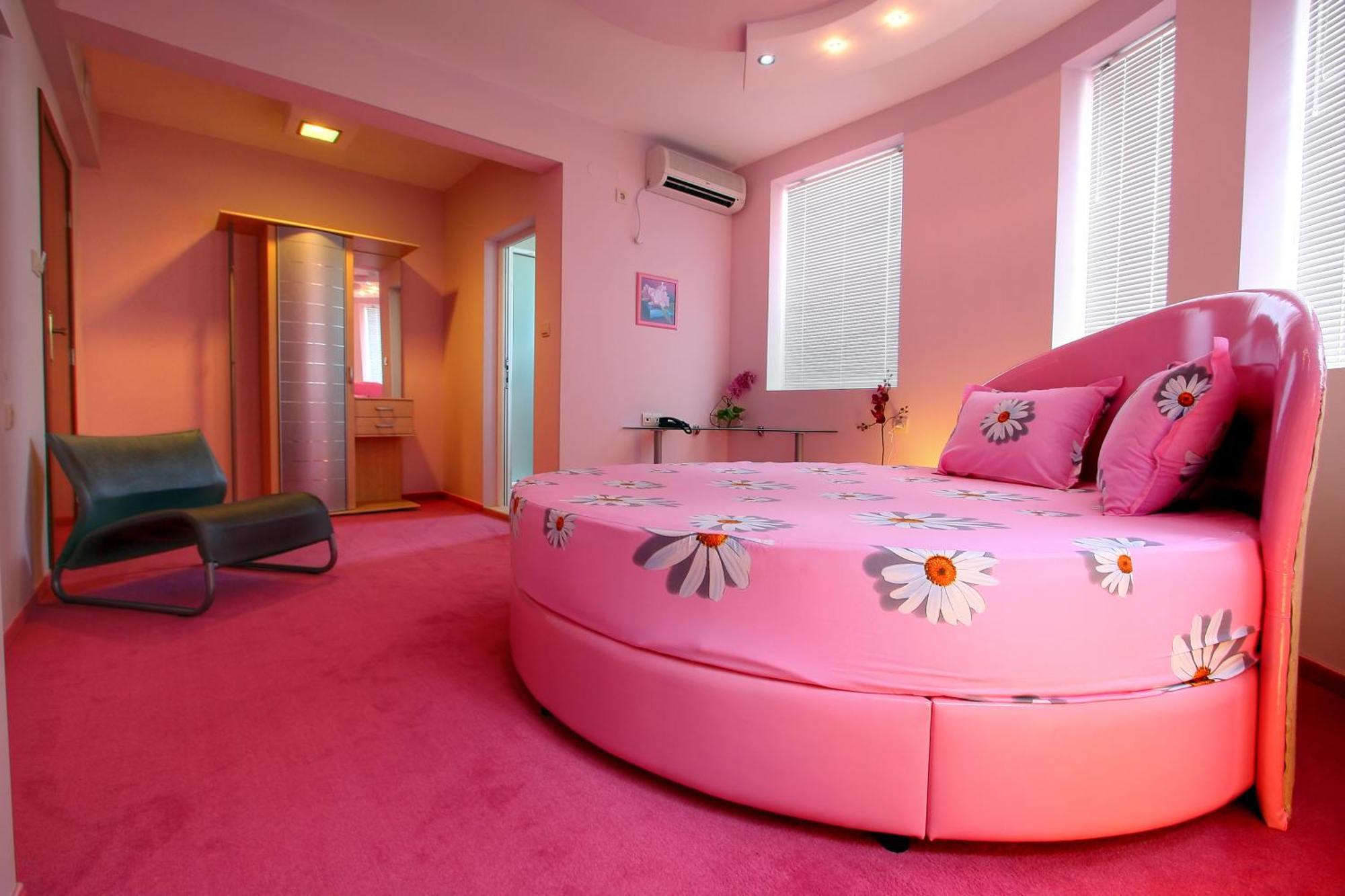 Family Hotel Mania Стара-Загора Экстерьер фото