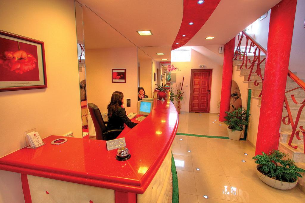 Family Hotel Mania Стара-Загора Экстерьер фото