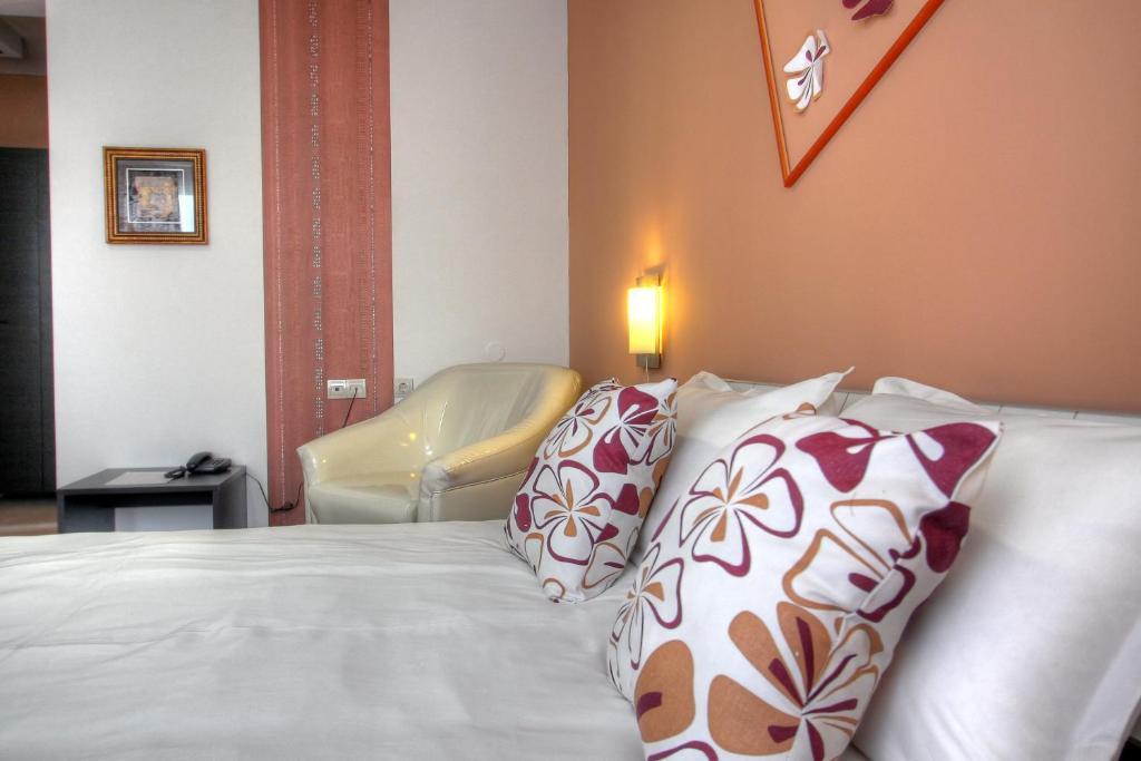 Family Hotel Mania Стара-Загора Номер фото